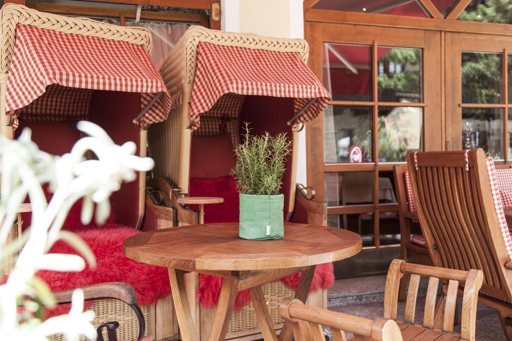 Am Dorfplatz Suites - Adults Only St. Anton am Arlberg Zewnętrze zdjęcie