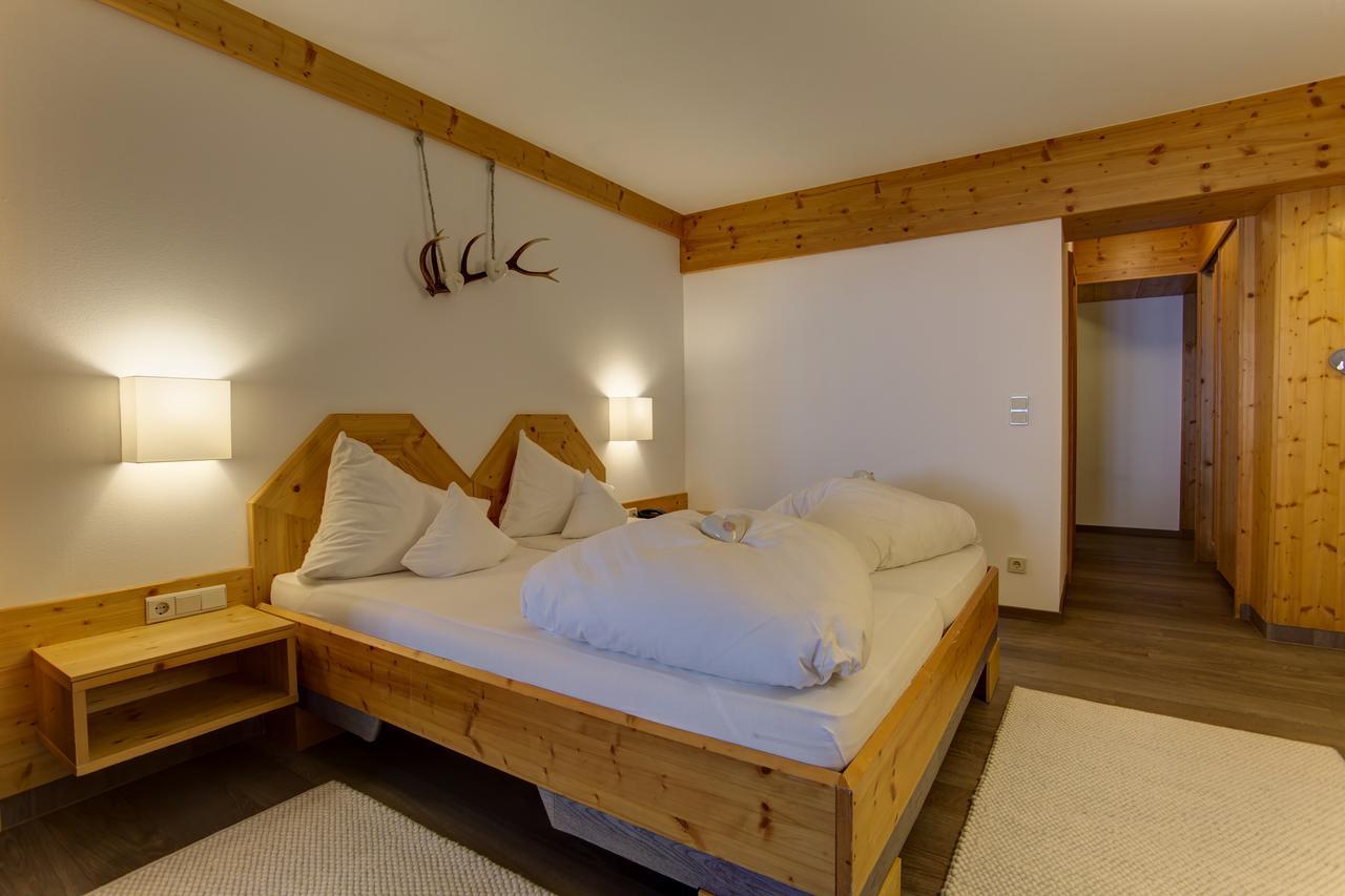 Am Dorfplatz Suites - Adults Only St. Anton am Arlberg Zewnętrze zdjęcie